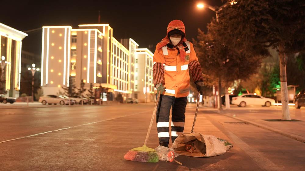 夜间作业的西吉楹环人